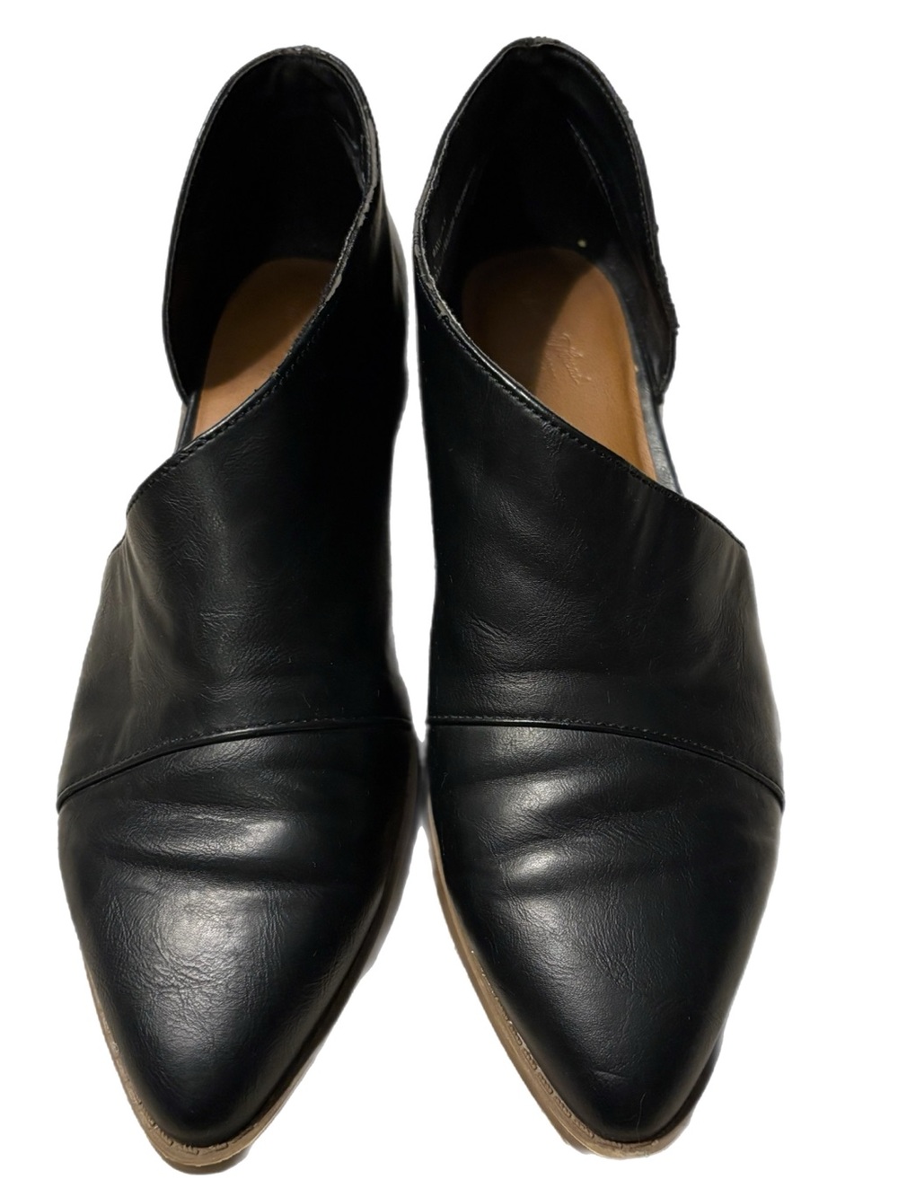 Universal Thread Wenda Black Cut Out Bootie Pointed Toe Flat 8.5